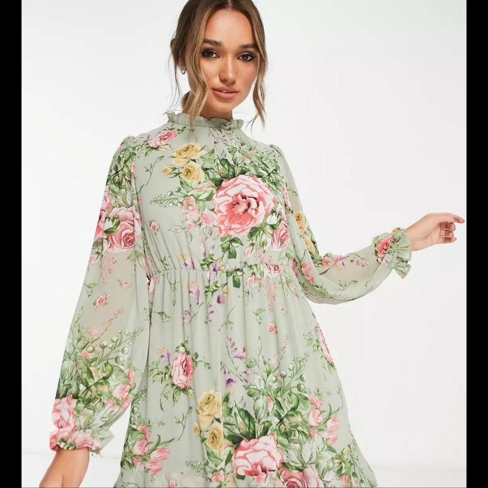 Vila tiered maxi summer vacation dress in garden floral - Picture 4 of 14